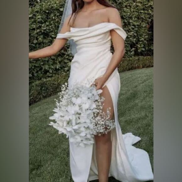 HOUSE OF CB 'Delphine' Ivory Draped Corset Bridal Gown Size S Small NWOT - Picture 12 of 16